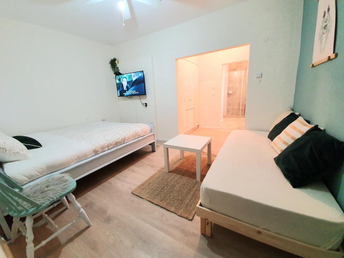Sunshine Suite Boutique Only 5 Min Walk To The Beach - By Seaelo Eilat Kültér fotó