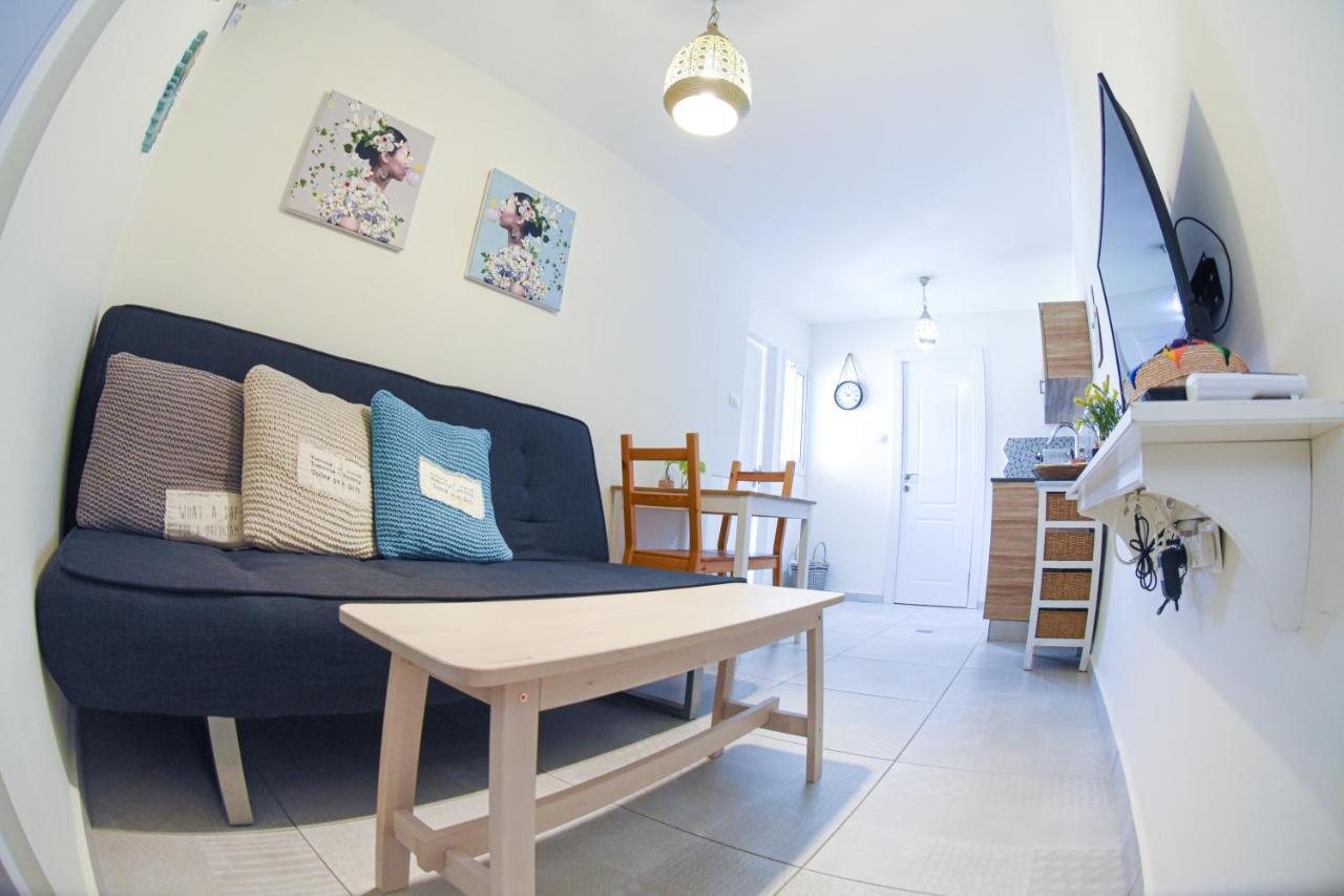 Sunshine Suite Boutique Only 5 Min Walk To The Beach - By Seaelo Eilat Kültér fotó